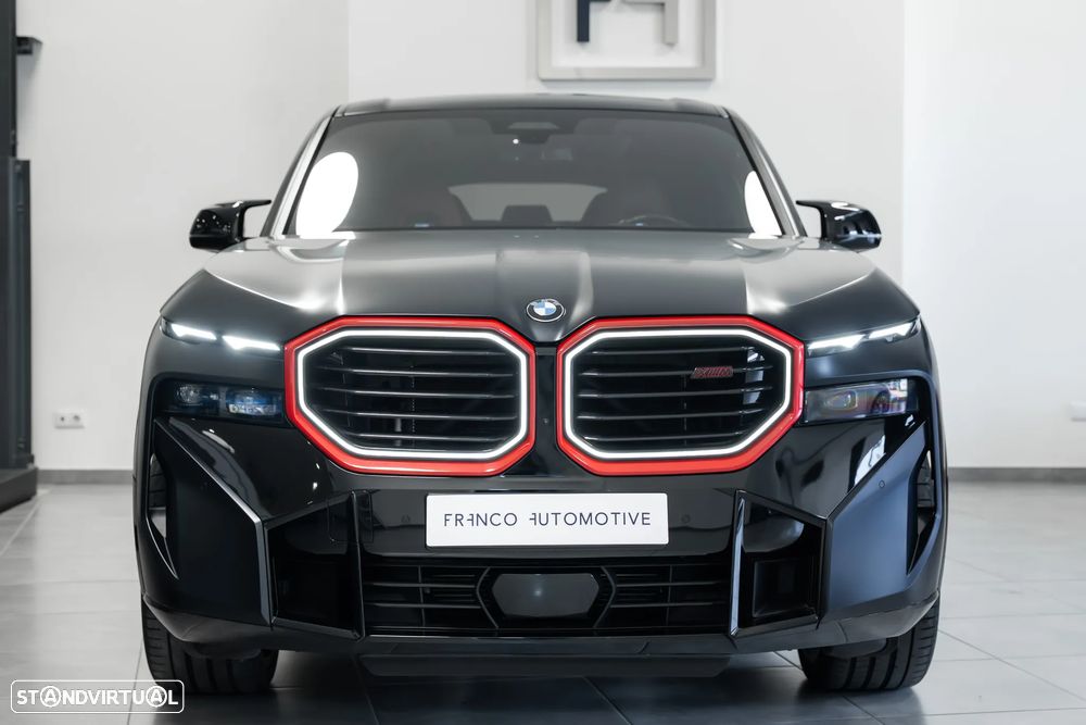 BMW XM Label Red - 2
