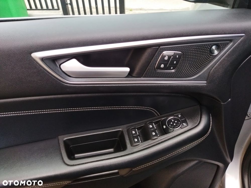 Ford Edge - 35