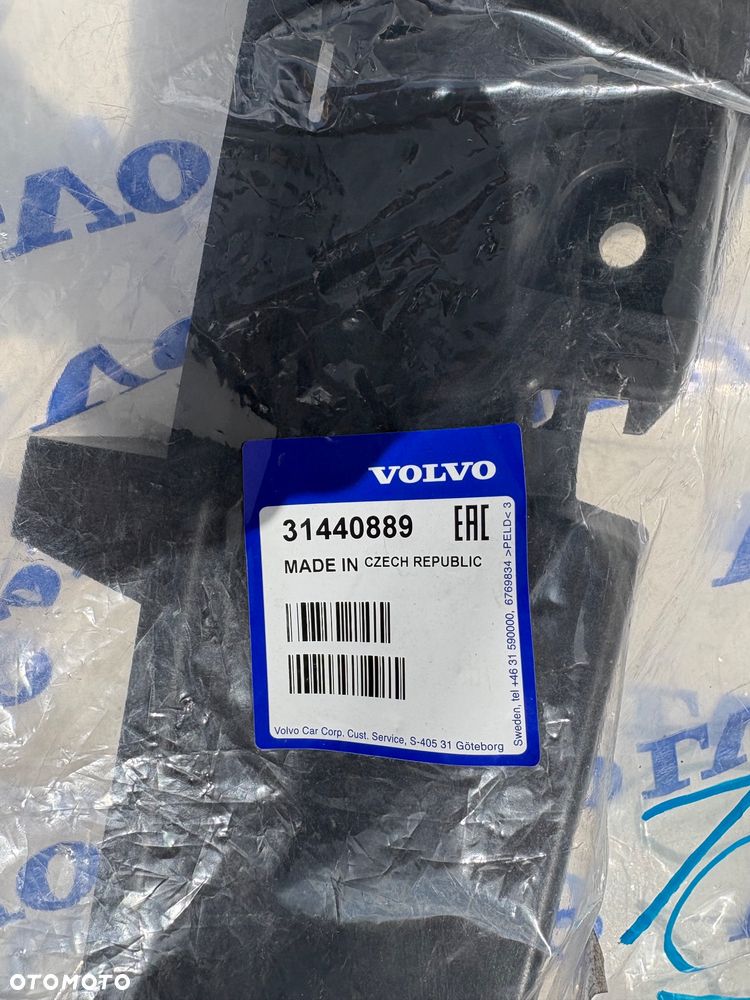 31440889 Mocowanie podłogi bagażnika PRAWE Xc40 II - 2
