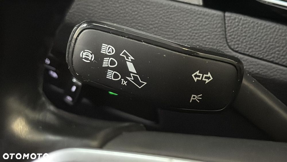 Volkswagen Passat Variant 2.0 TDI EVO Business - 29