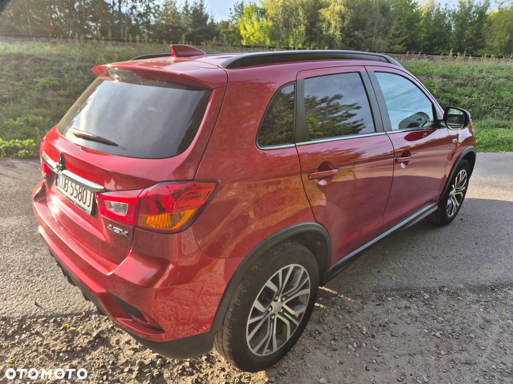 Mitsubishi ASX - 8