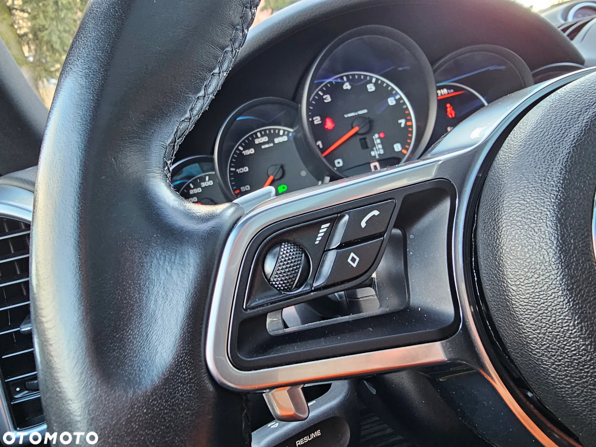 Porsche Cayenne Platinum Edition - 25