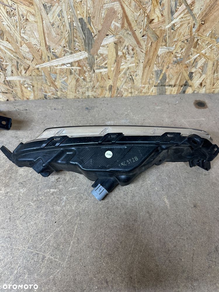 HYUNDAI TUCSON III HALOGEN DRL PRAWY LEWY 92207-D7000 92208-D7000 - 10