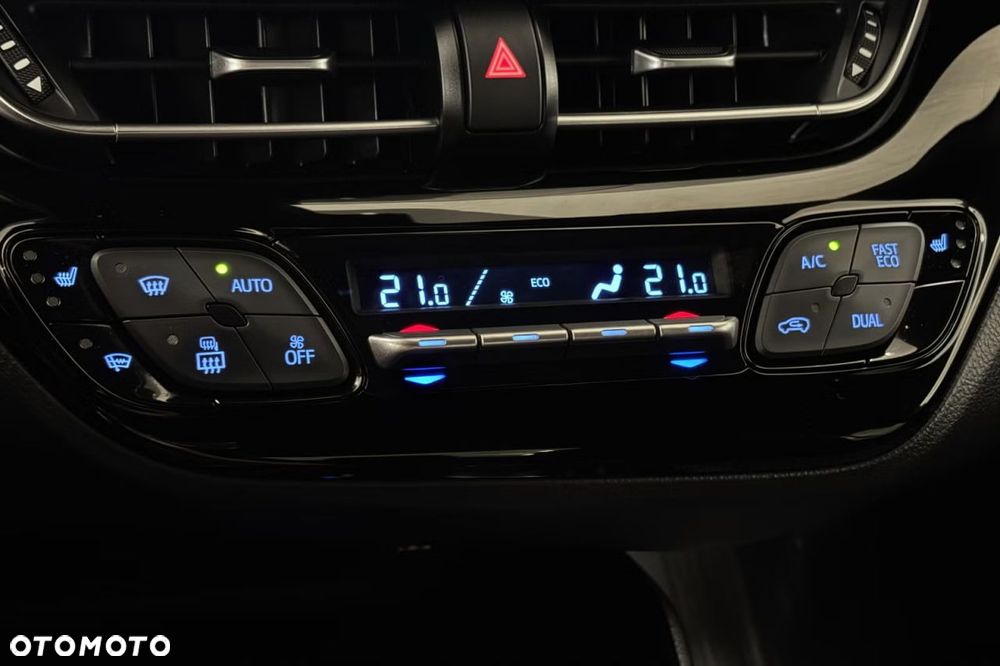 Toyota C-HR Lounge - 18