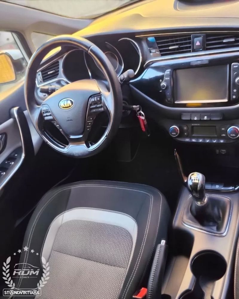 Kia Ceed 1.6 CRDi Nav Line - 7