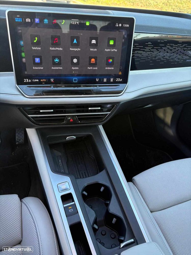 VW Passat Variant 1.5 eTSI Business DSG - 11