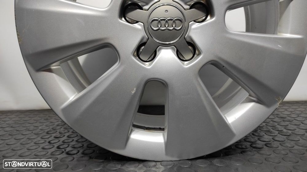 PNEU AUDI A4 BER. (B8) BáSICO - 13