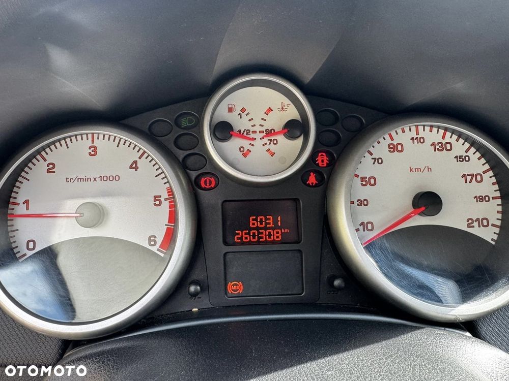 Peugeot 207 1.4 HDi Active - 17