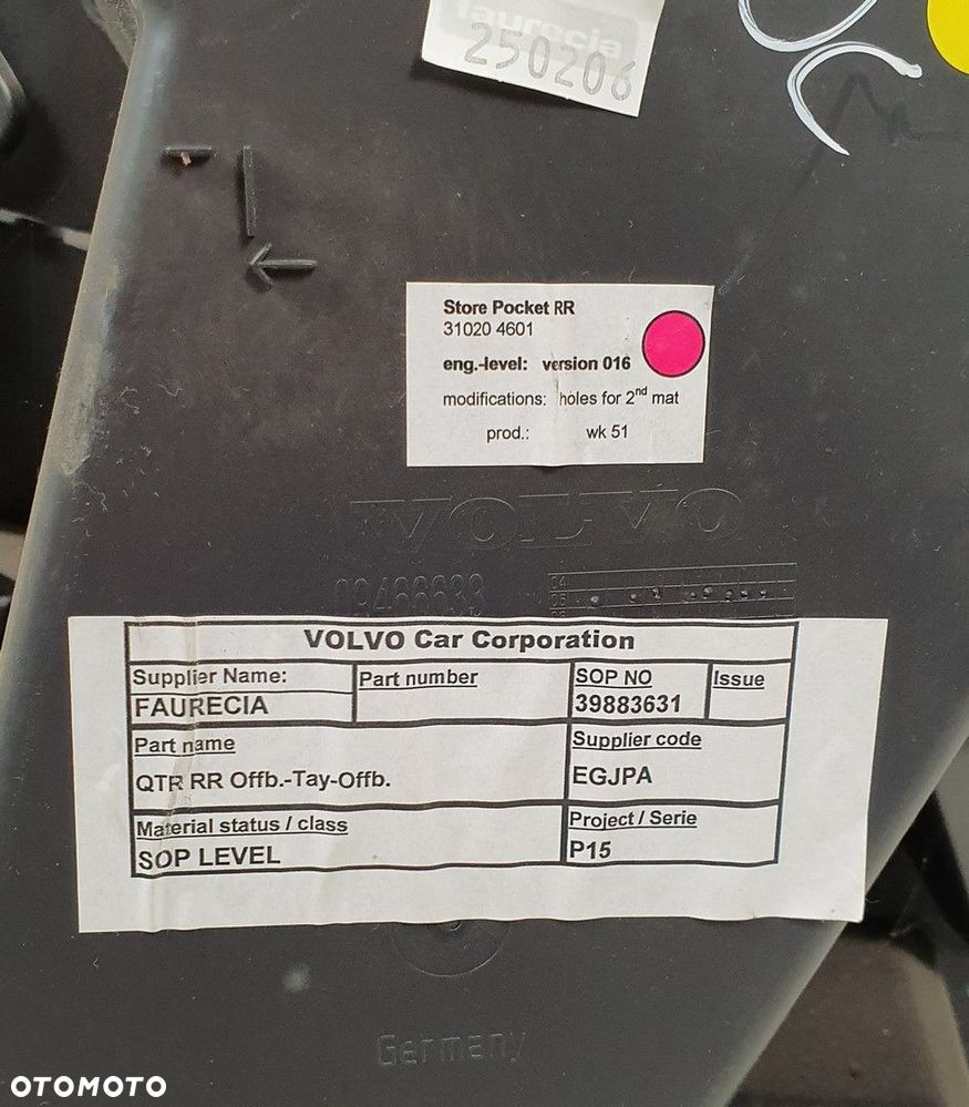 TAPICERKA BOCZEK PRAWY TYŁ VOLVO C70 II CABRIO - 11
