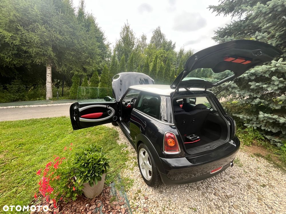 MINI Cooper Standard - 12