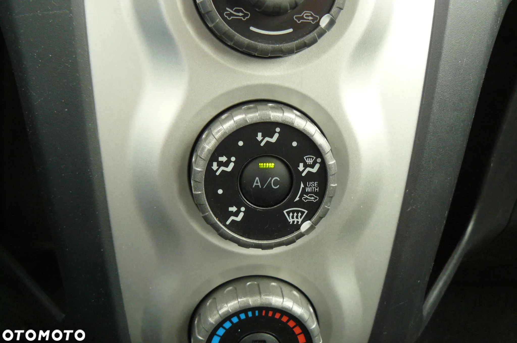 Toyota Yaris - 20