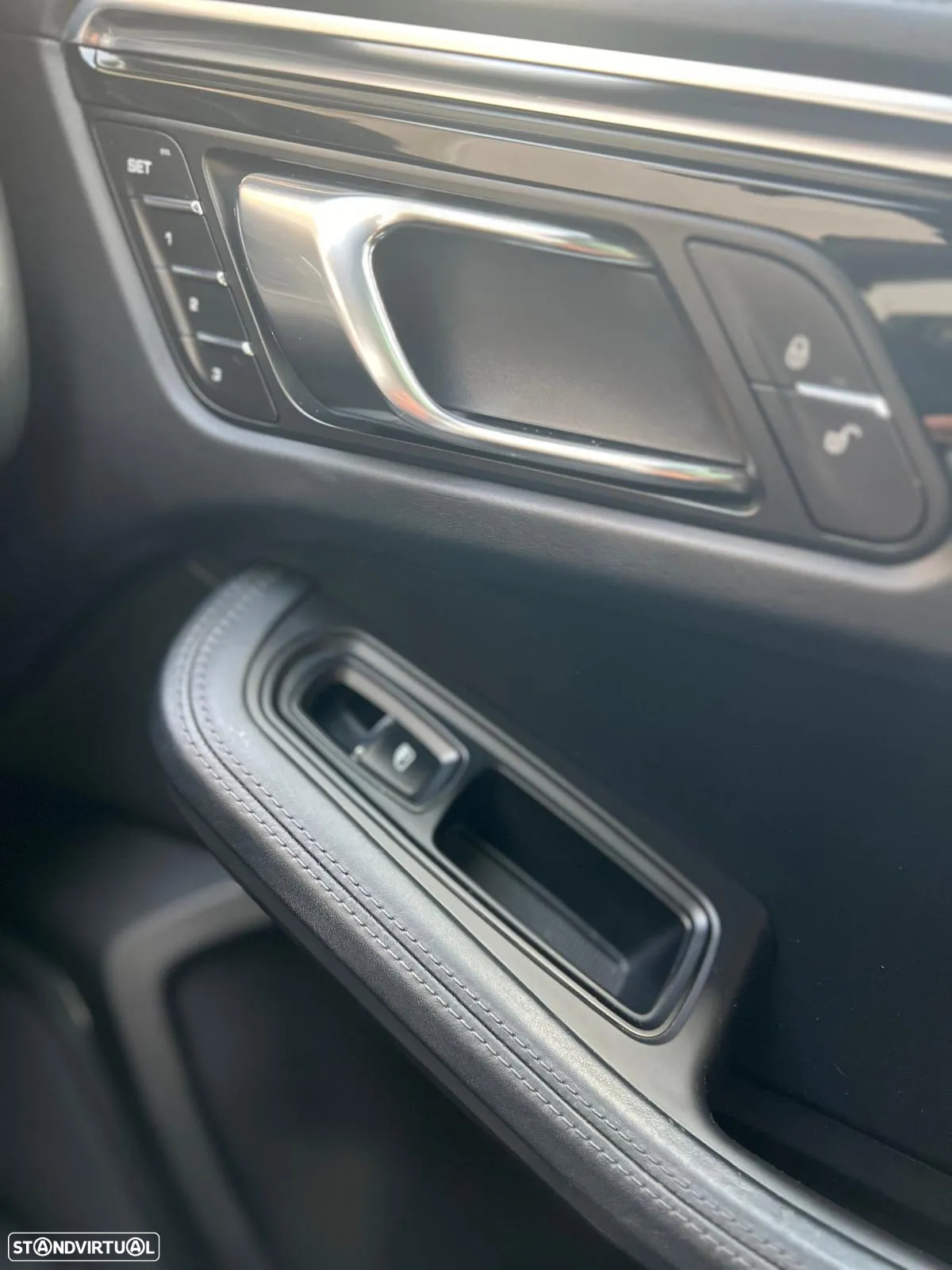 Porsche Macan S - 35