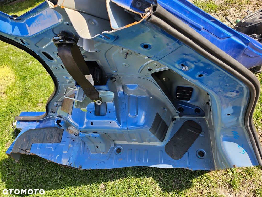 MG ZS 17- ĆWIARTKA BŁOTNIK PRAWY 5JSJ - 2