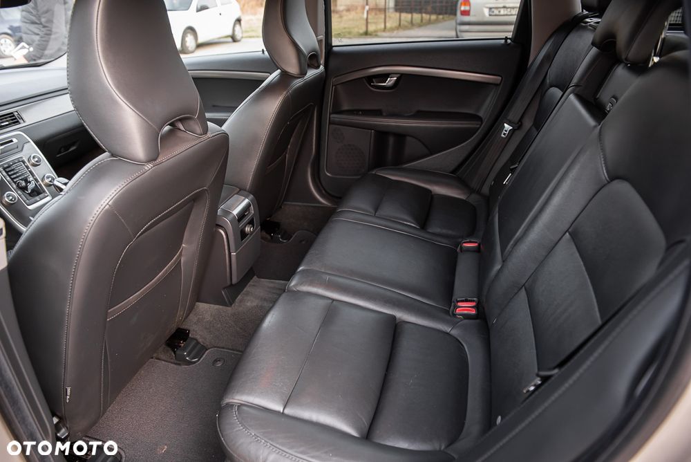 Volvo V70 D4 Summum - 23