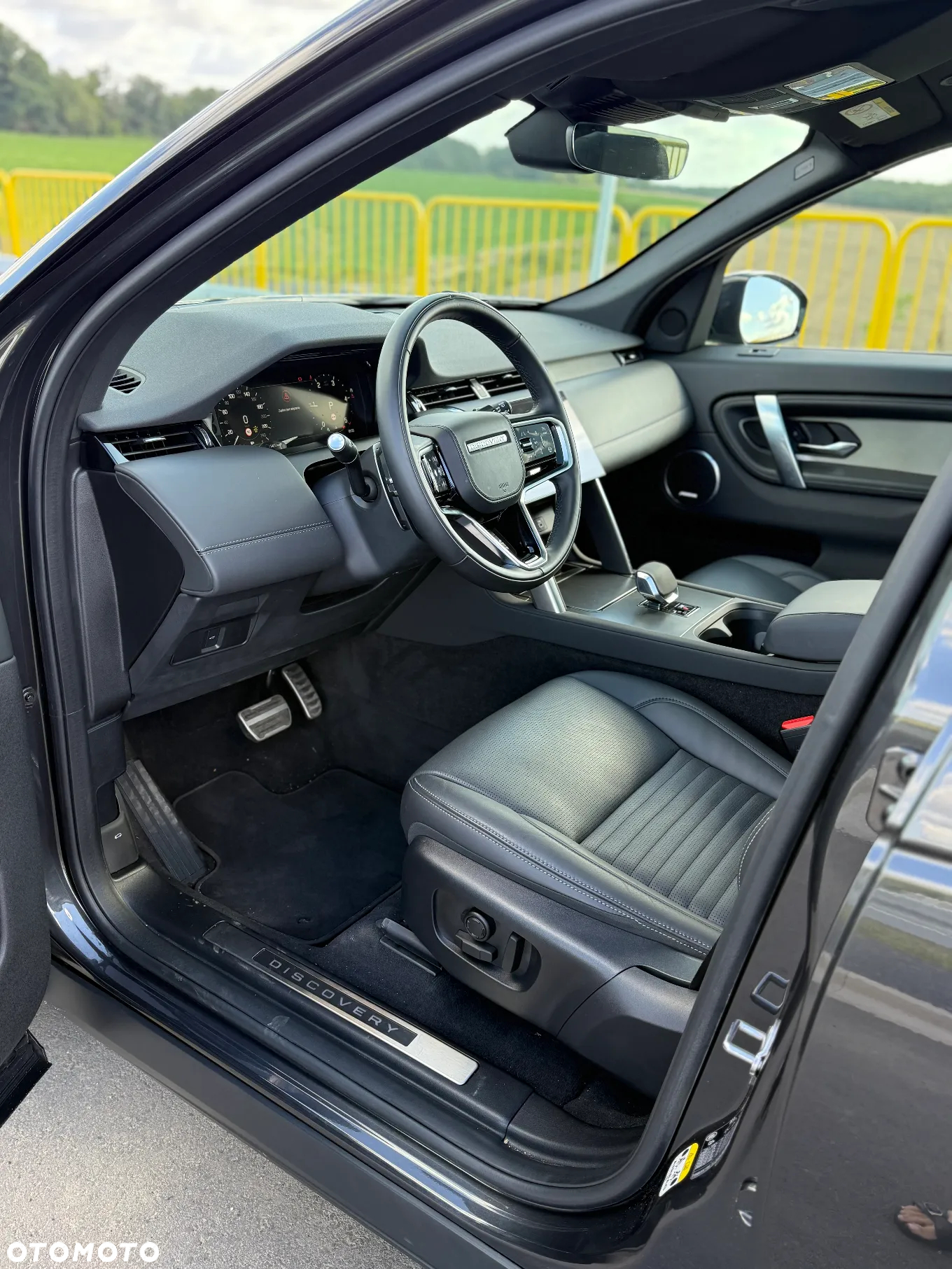 Land Rover Discovery Sport 2.0 D150 R-Dynamic S - 4