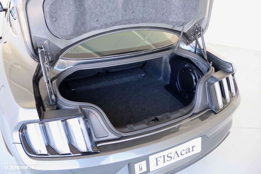 Ford Mustang 2.3i EcoBoost - 12