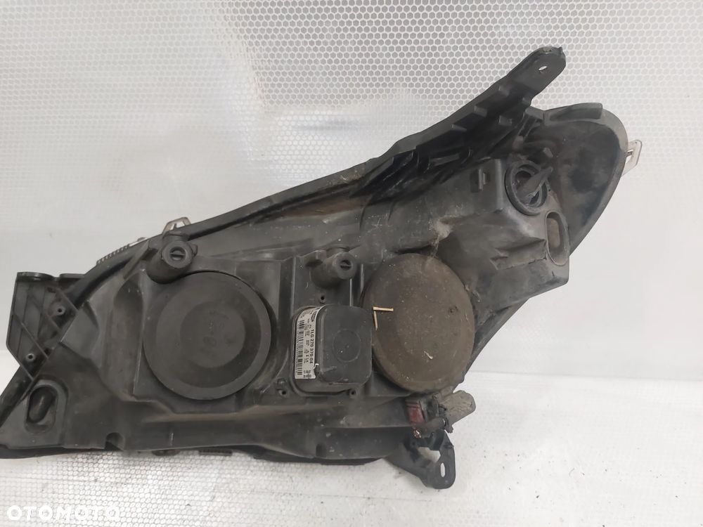 .  LAMPA PRZOD PRZEDNIA PRAWA OPEL ASTRA H - 3