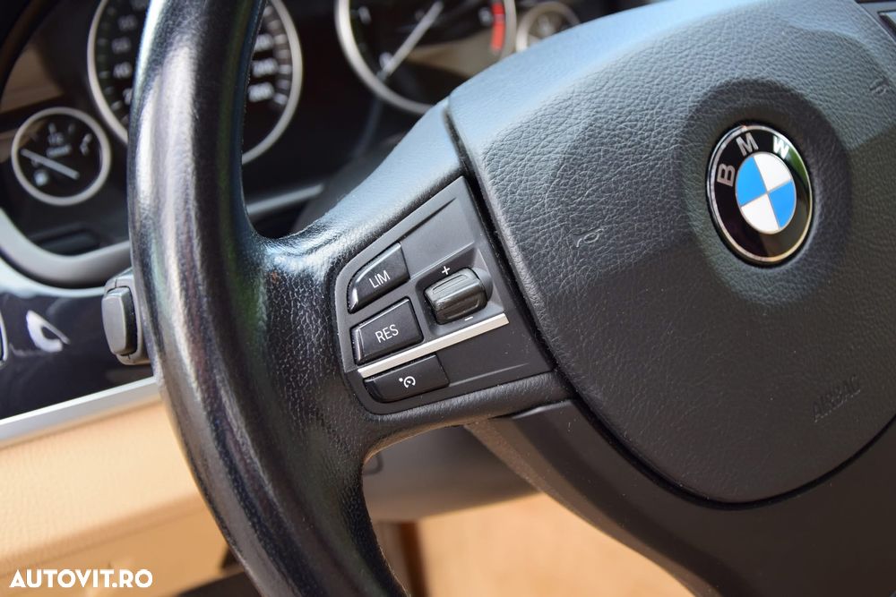 BMW Seria 5 530d Aut. - 25