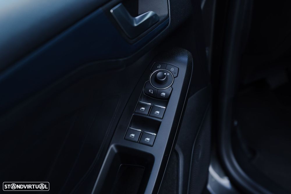 Ford Focus SW 1.0 EcoBoost Active Aut. - 11