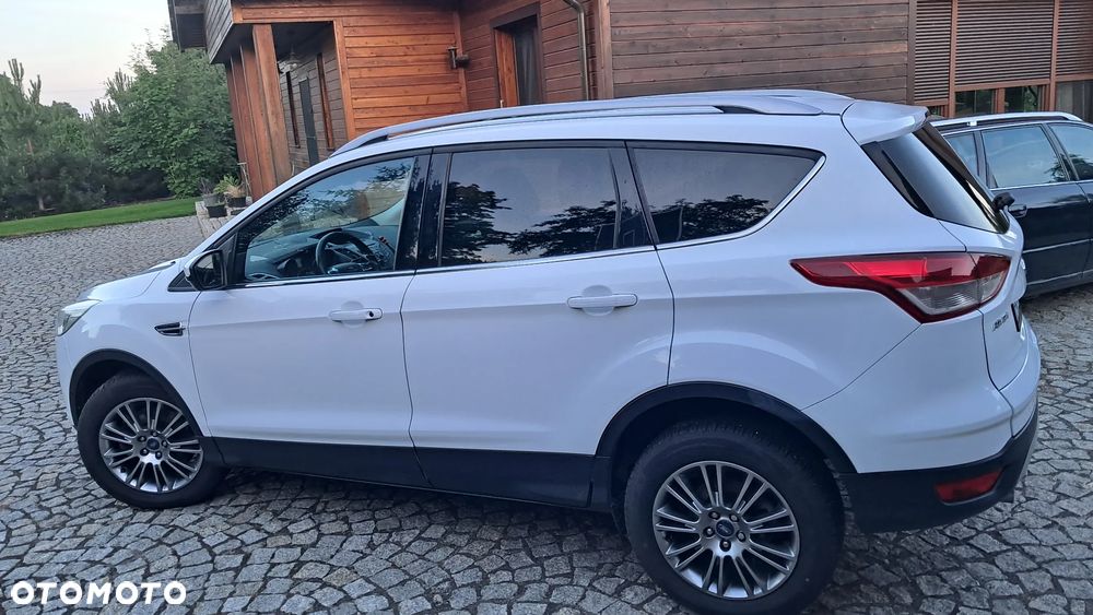 Ford Kuga 2.0 TDCi FWD Titanium - 3
