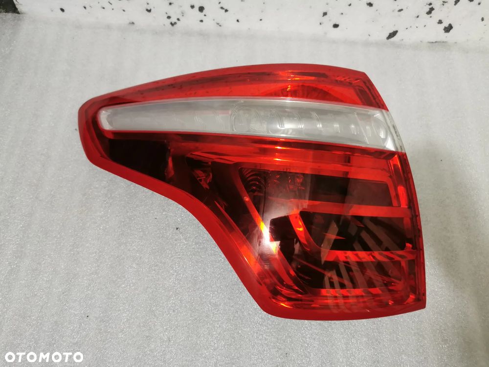 Citroen C4 Picasso Lampa lewy tył lewa