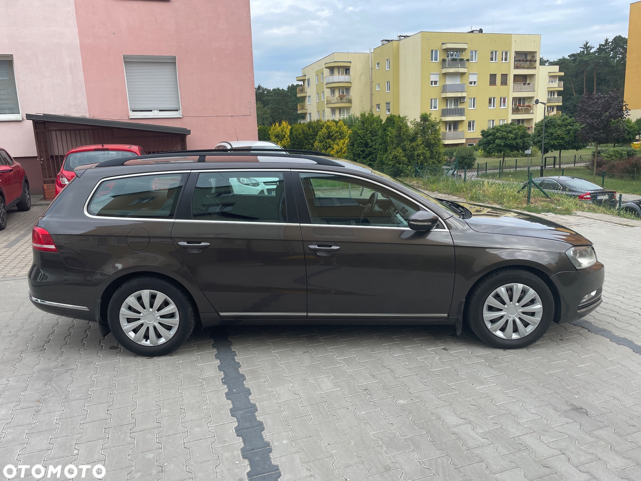 Volkswagen Passat 2.0 TDI Comfortline - 12