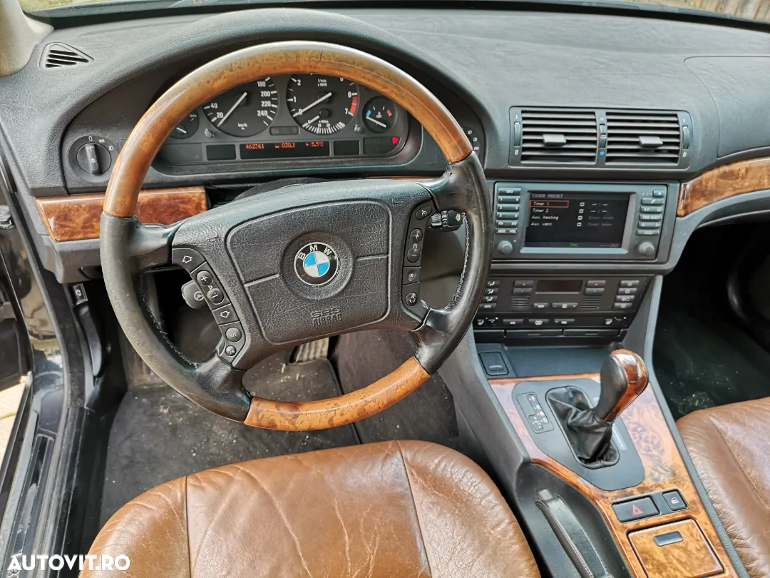 BMW Seria 5 - 29