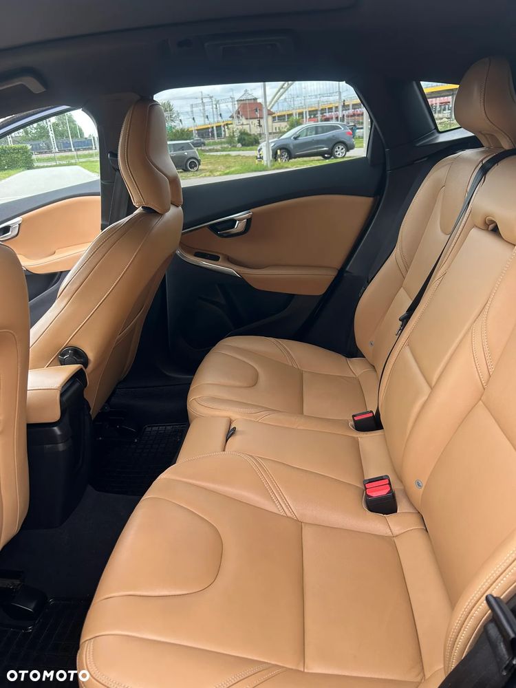 Volvo V40 D2 Drive-E Inscription - 18