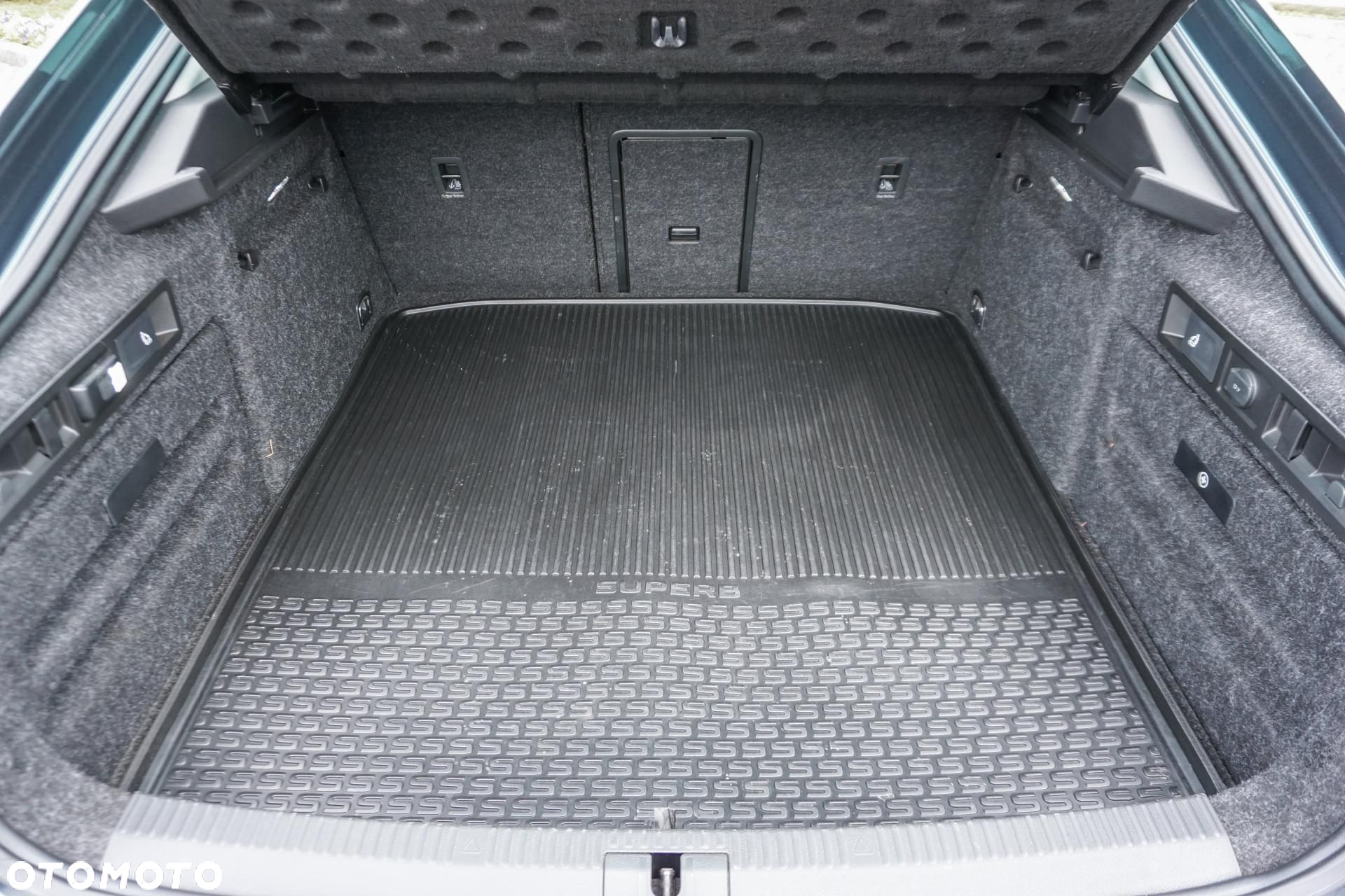 Skoda Superb - 13