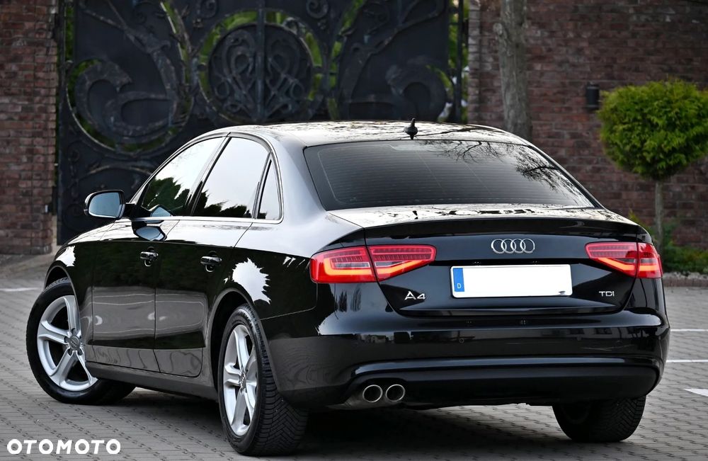 Audi A4 Limousine 2.0 TDI Sport - 12