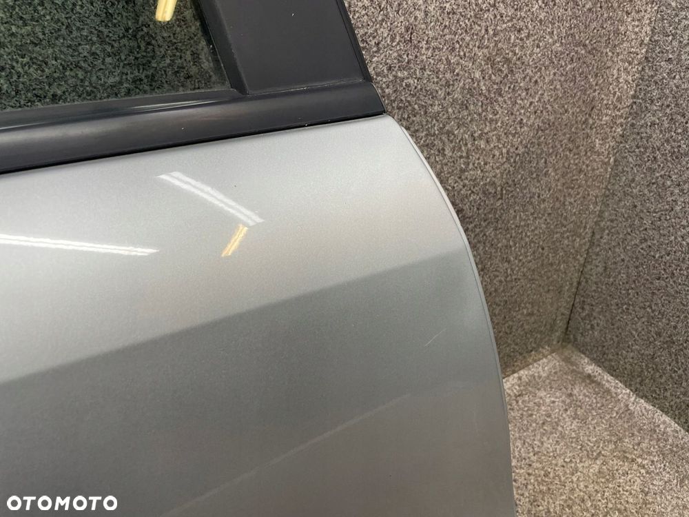 Drzwi prawy tyl tylne srebrne C775 775U Mercedes W164 ML ORG 100-120 umFe - 10