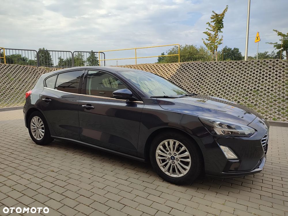 Ford Focus Turnier 1.0 EcoBoost Hybrid TITANIUM DESIGN - 11
