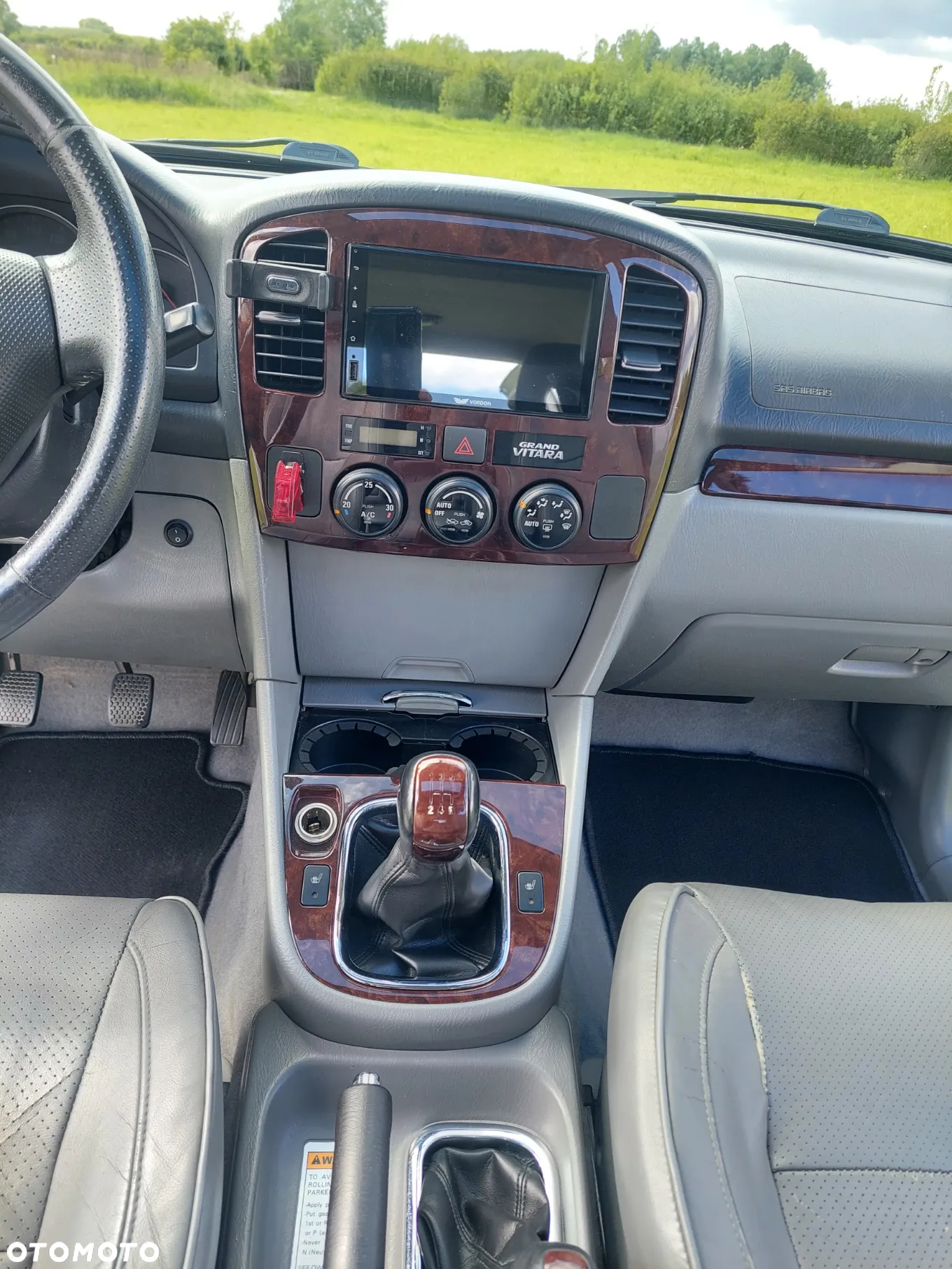 Suzuki Grand Vitara 2.7 V6 - 11