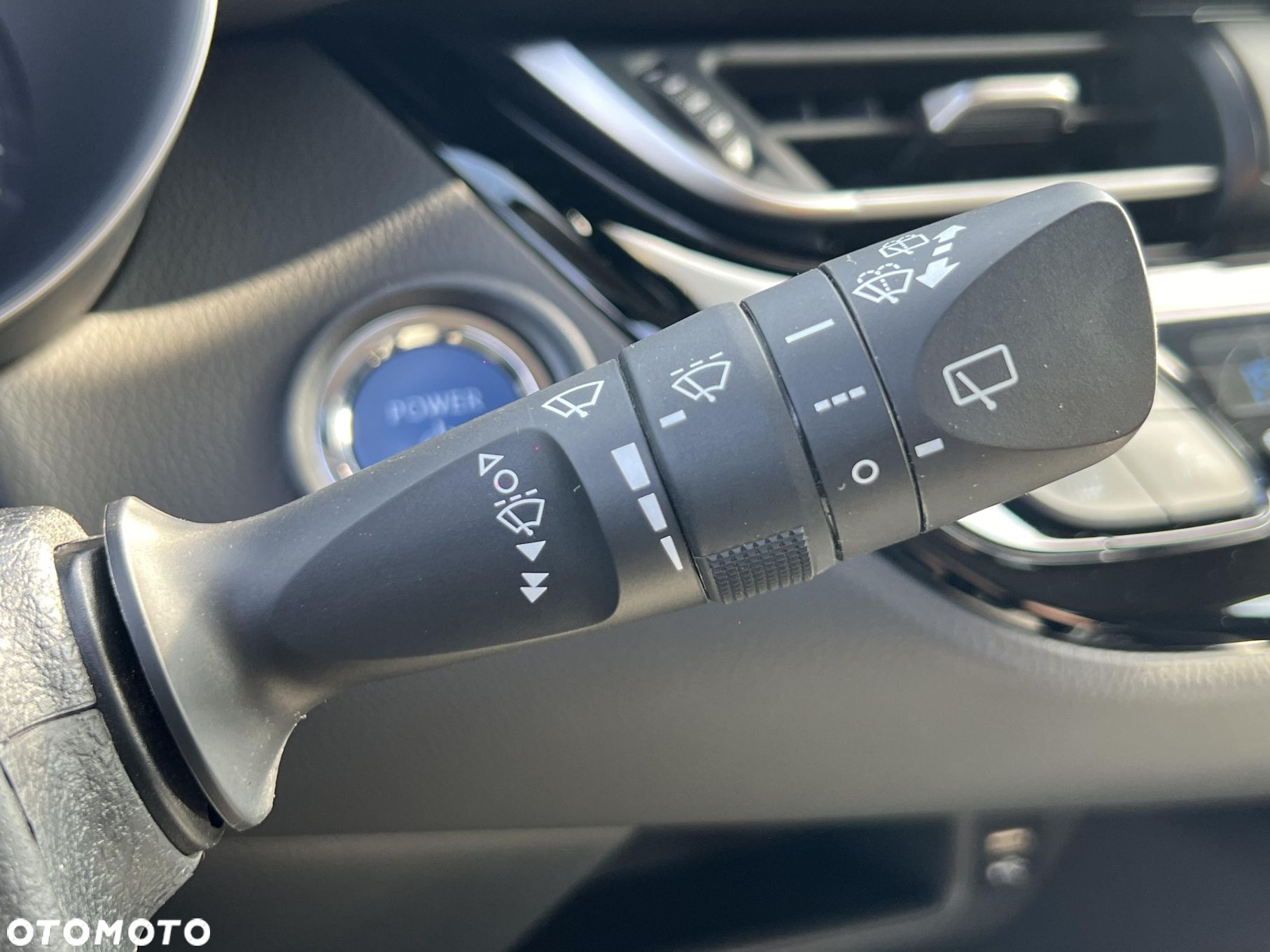 Toyota C-HR - 27