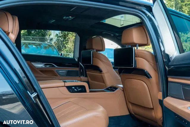 BMW Seria 7 740Le xDrive iPerformance - 14