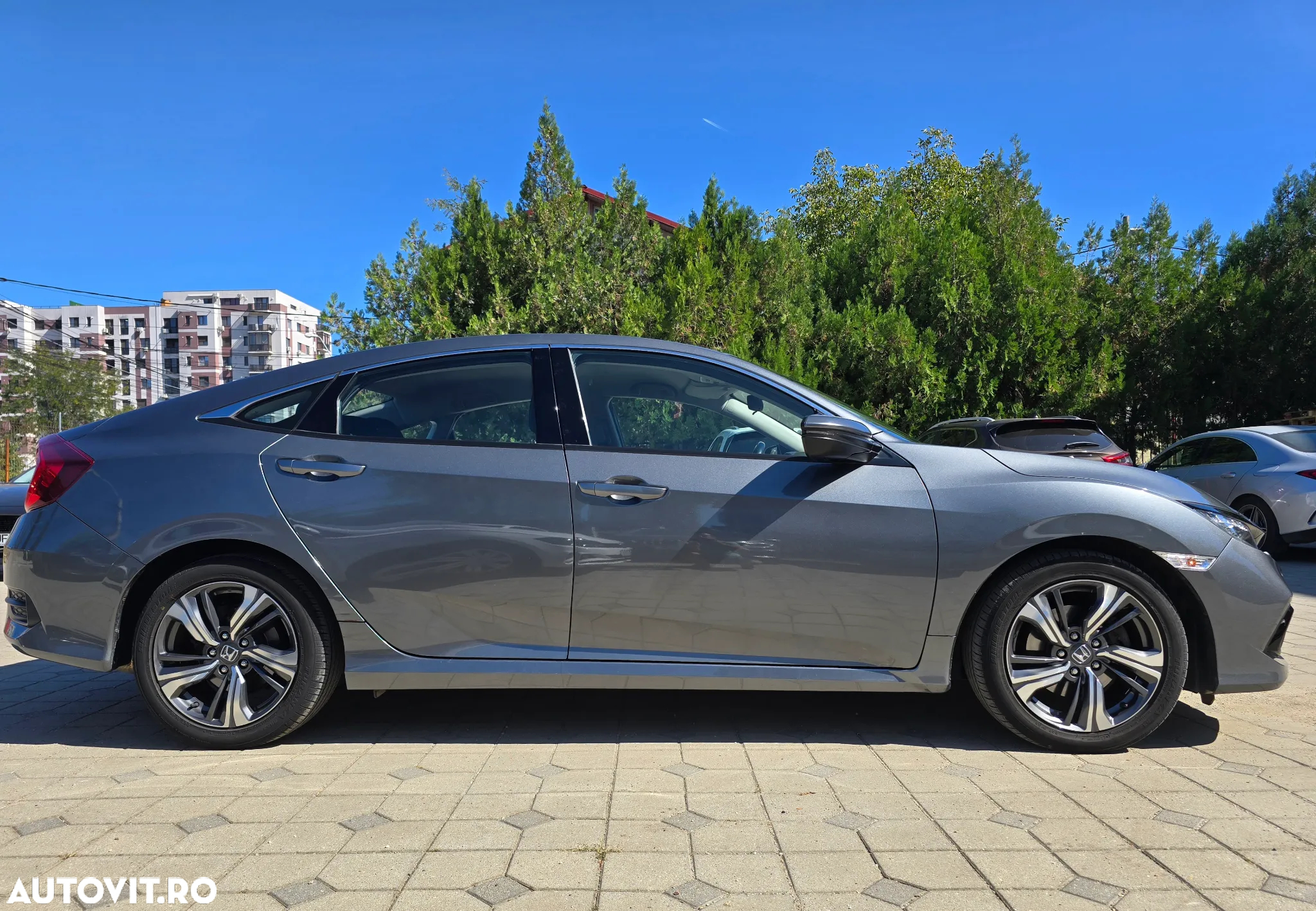 Honda Civic Sedan 1.5 VTEC Turbo Elegance Navi - 8