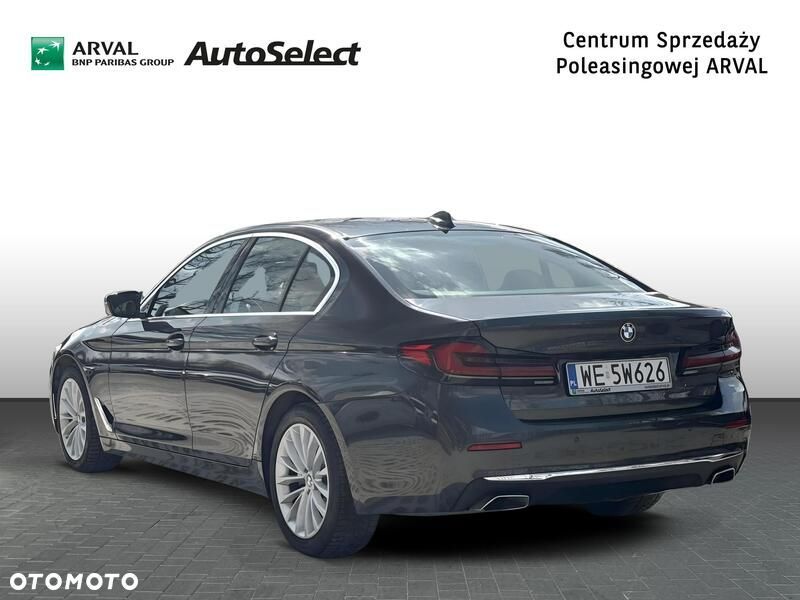 BMW Seria 5 518d mHEV - 3
