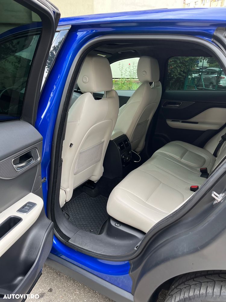 Jaguar F-Pace 30d AWD R-Sport - 29