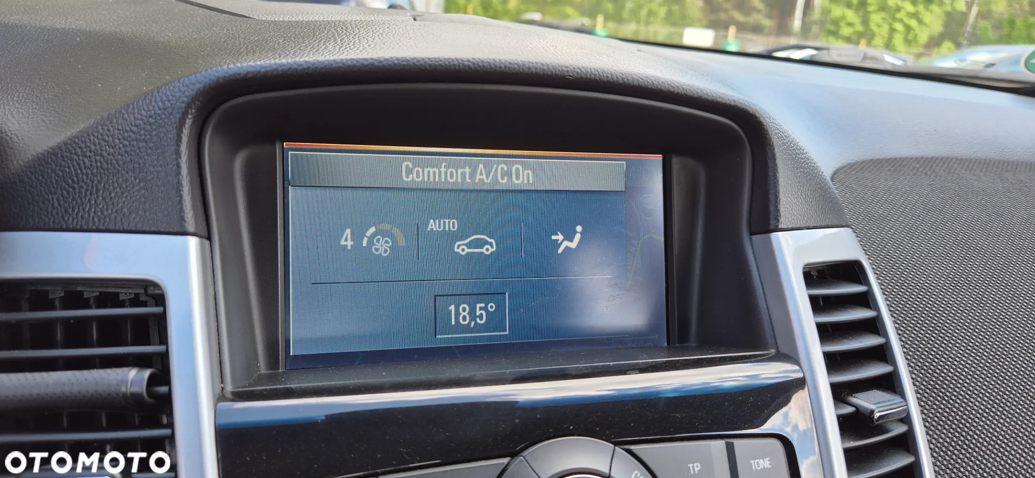 Chevrolet Cruze 1.7 D LT+ Premium - 25