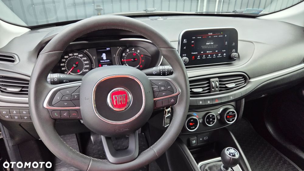 Fiat Tipo 1.4 16v Lounge EU6d - 6