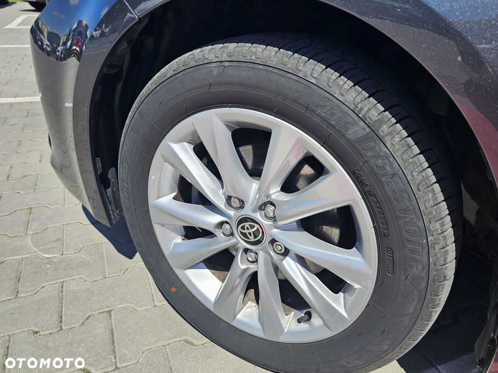 Toyota Corolla 1.8 Hybrid Comfort - 13