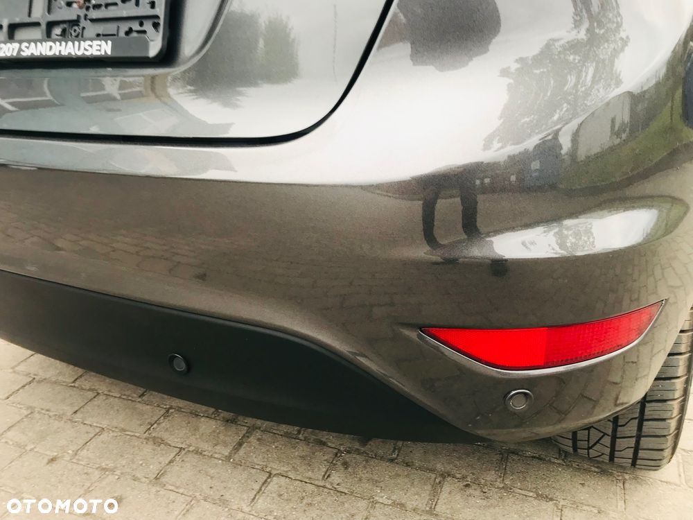 Ford Fiesta 1.0 Champions Edition - 8