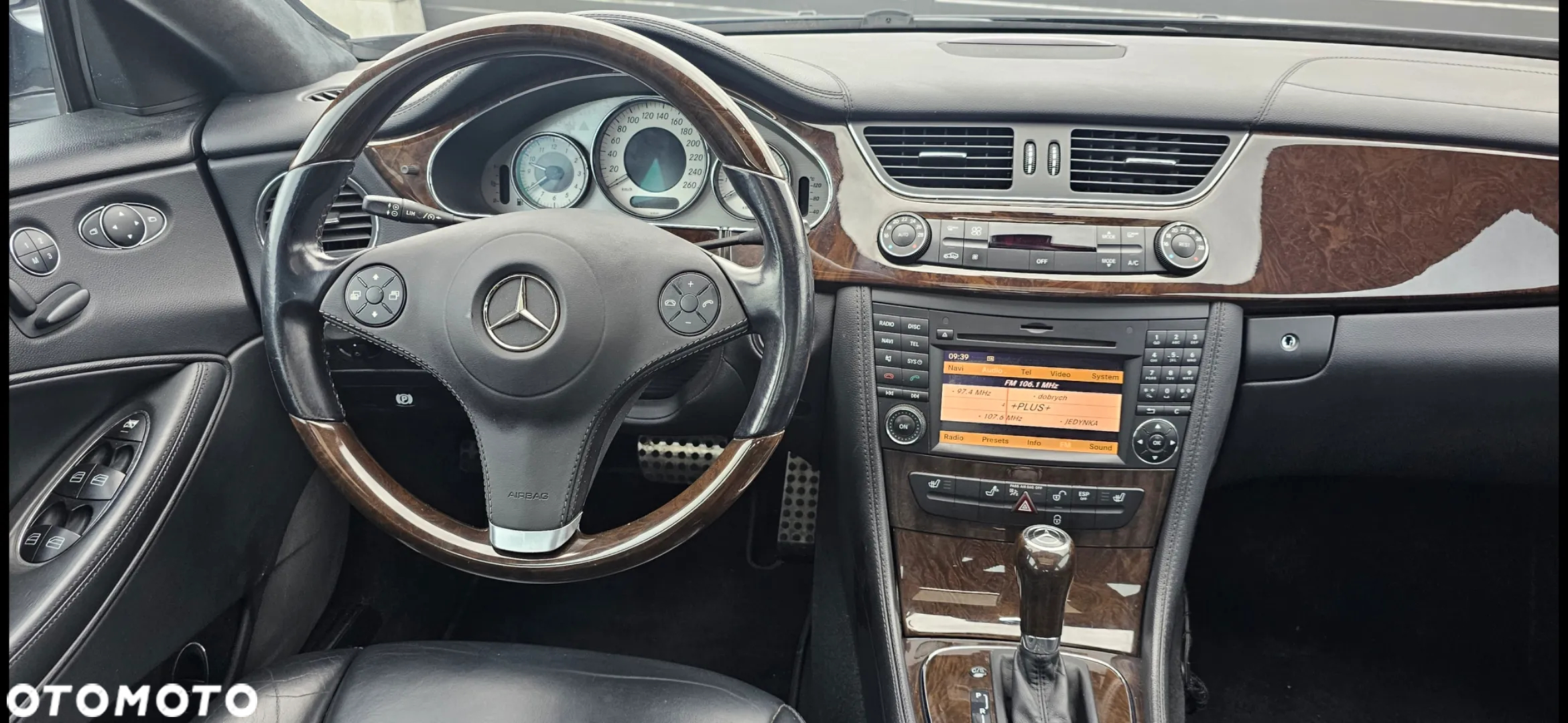 Mercedes-Benz CLS 350 CGI 7G-TRONIC Grand Edition - 17