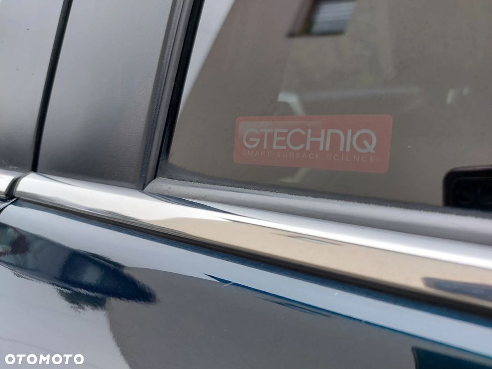 Toyota RAV4 Hybrid Platinum 4x2 - 32