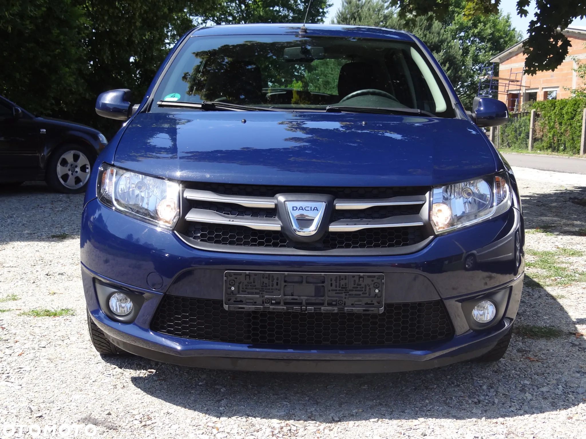 Dacia Sandero 1.2 16V 75 Celebration - 1