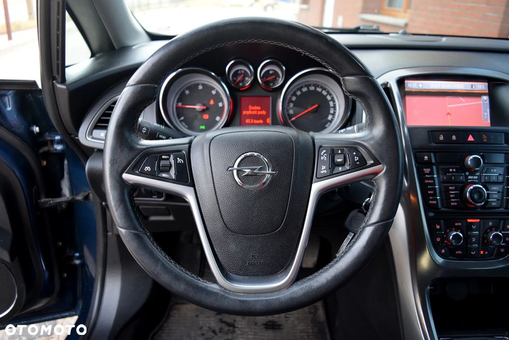 Opel Astra 2.0 CDTI DPF Cosmo - 20