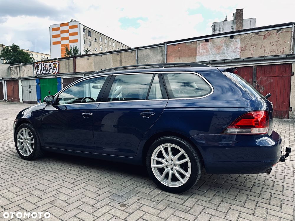 Volkswagen Golf 1.6 TDI DPF Highline - 10