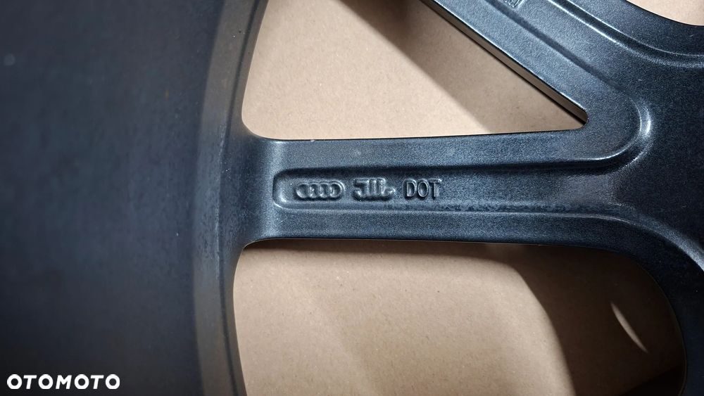 Felgi Aluminiowe 19 Audi A3 S3 8V 5x112 ET 49 - 16