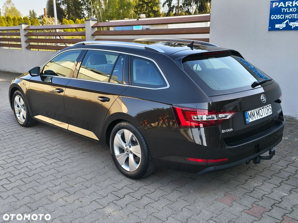 Skoda Superb 2.0 TDI Style - 5