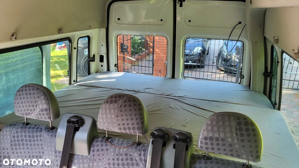 Ford Transit - 32